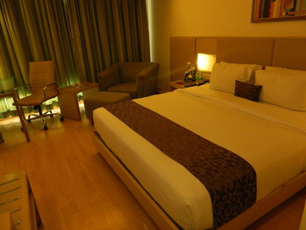 Park Maple Hotel Amritszár Kültér fotó