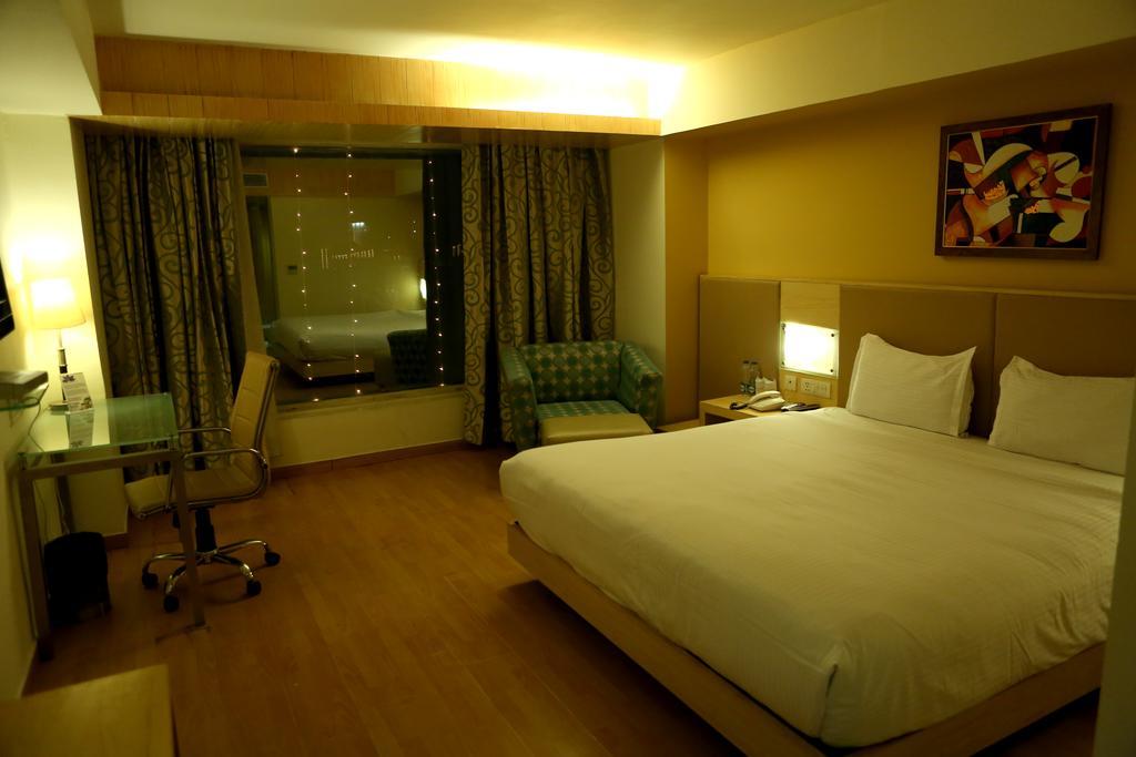 Park Maple Hotel Amritszár Kültér fotó